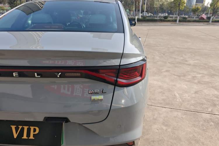 Used Geely Auto Emgrand L HiP 2022 1.5TD-DHT Pro 100KM Super Swift Right Rear Taillight