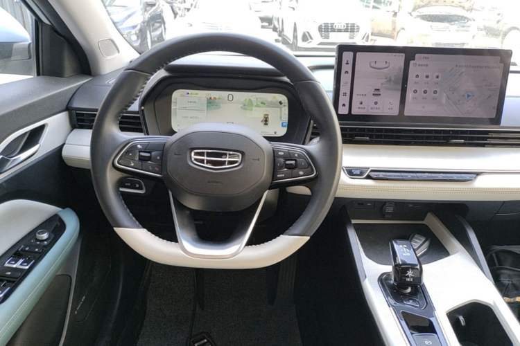Used Geely Auto Emgrand L HiP 2022 1.5TD-DHT Pro 100KM Super Rui Steering Wheel