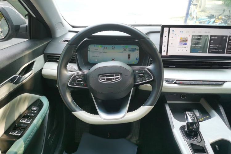 Used Geely Auto Emgrand L HiP 2022 1.5TD-DHT Pro 100KM Super Swift Steering Wheel