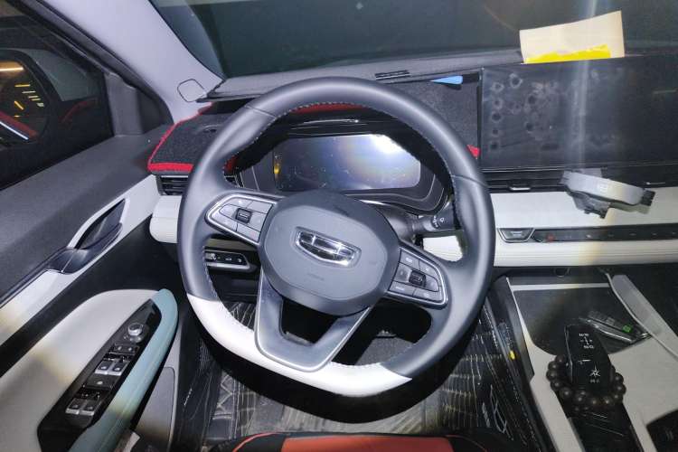Used Geely Auto Emgrand L HiP 2022 1.5TD-DHT Pro 100KM Super Rui Steering Wheel
