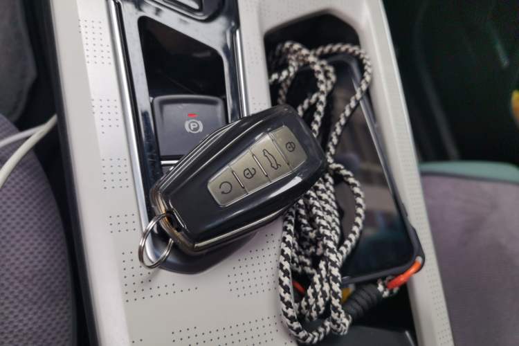 Used Geely Auto Emgrand L HiP 2022 1.5TD-DHT Pro 100KM Super Swift Vehicle Key