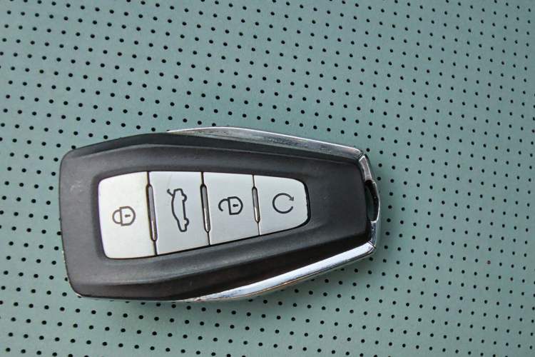 Used Geely Auto Emgrand L HiP 2022 1.5TD-DHT Pro 100KM Super Swift Vehicle Key