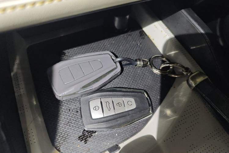 Used Geely Auto Emgrand L HiP 2022 1.5TD-DHT Pro 100KM Super Swift Vehicle Key