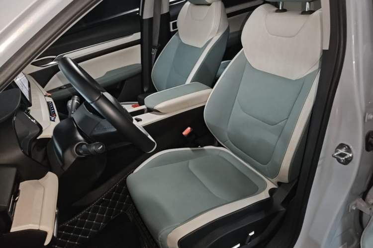Used Geely Auto Emgrand L HiP 2022 1.5TD-DHT Pro 100KM Super Rui Left Front Seat