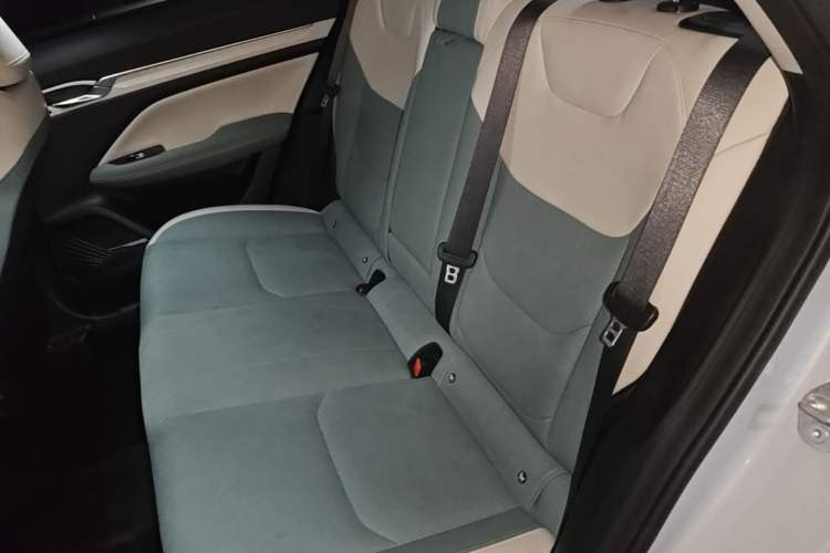 Used Geely Auto Emgrand L HiP 2022 1.5TD-DHT Pro 100KM Super Rui Left Rear Seat