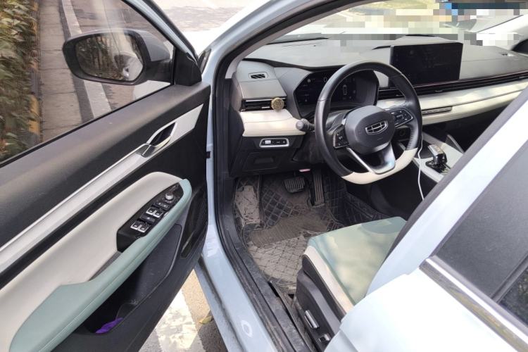 Used Geely Auto Emgrand L HiP 2022 1.5TD-DHT Pro 100KM Super Swift Driver Seat