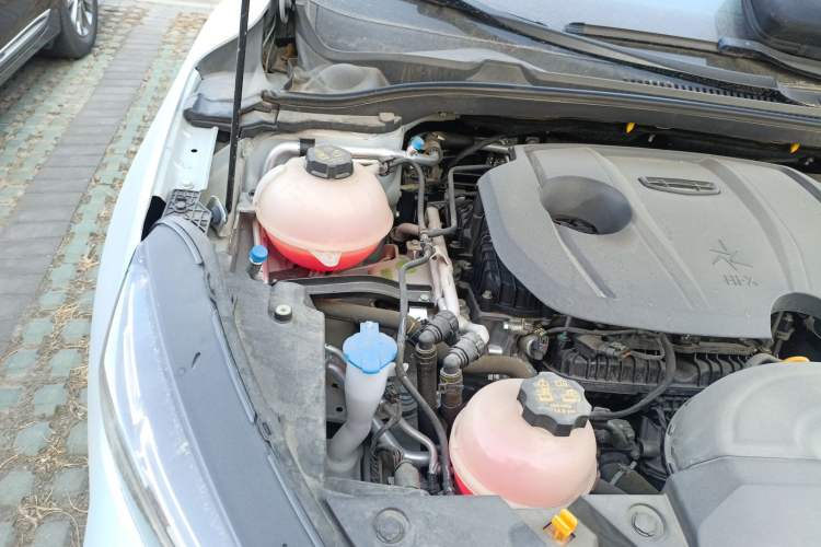 Used Geely Auto Emgrand L HiP 2022 1.5TD-DHT Pro 100KM Super Swift Engine Bay Right