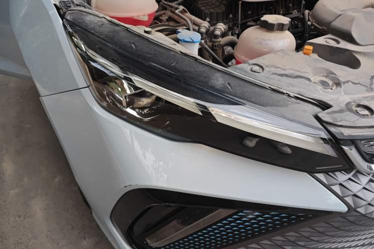 Used Geely Auto Emgrand L HiP 2022 1.5TD-DHT Pro 100KM Super Swift Right Front Headlight