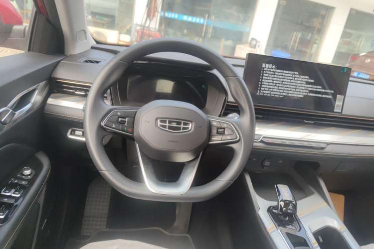 Used Geely Auto Emgrand L HiP 2022 1.5TD-DHT Pro 100KM Super Clean Interior 7