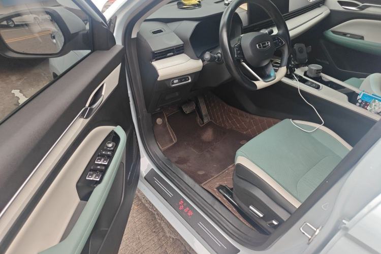 Used Geely Auto Emgrand L HiP 2022 1.5TD-DHT Pro 100KM Super Rui Driver Seat