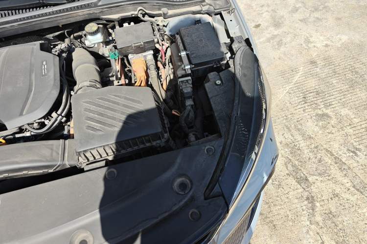 Used Geely Auto Emgrand L HiP 2022 1.5TD-DHT Pro 100KM Super Swift Engine Bay Left