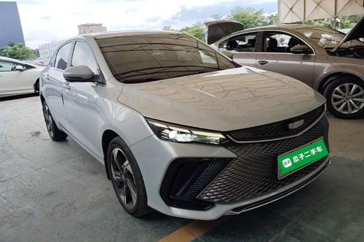Used Geely Auto Emgrand L HiP 2022 1.5TD-DHT Pro 100KM Super Rui Front Right 45 Deg