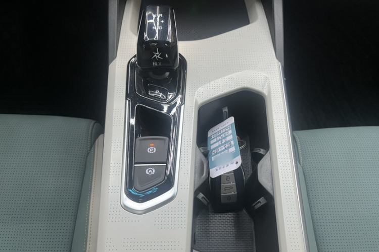 Used Geely Auto Emgrand L HiP 2022 1.5TD-DHT Pro 100KM Super Swift Gear Lever