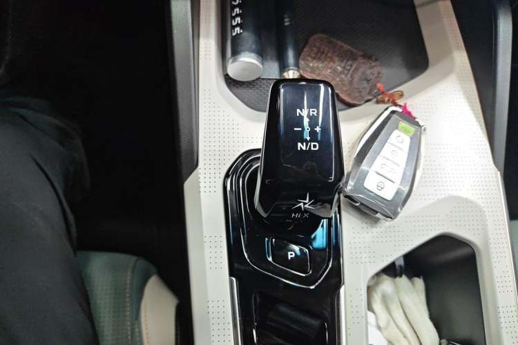 Used Geely Auto Emgrand L HiP 2022 1.5TD-DHT Pro 100KM Super Rui Gear Lever