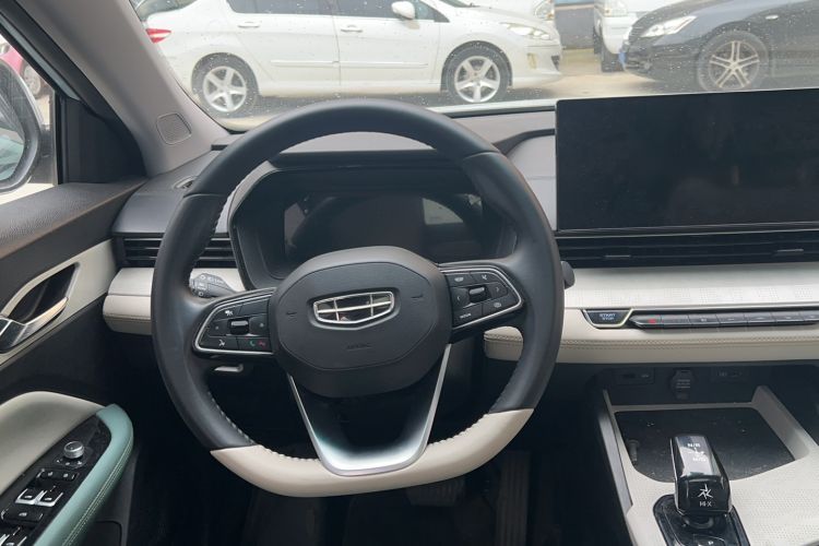 Used Geely Auto Emgrand L HiP 2022 1.5TD-DHT Pro 100KM Super Rui Interior 3