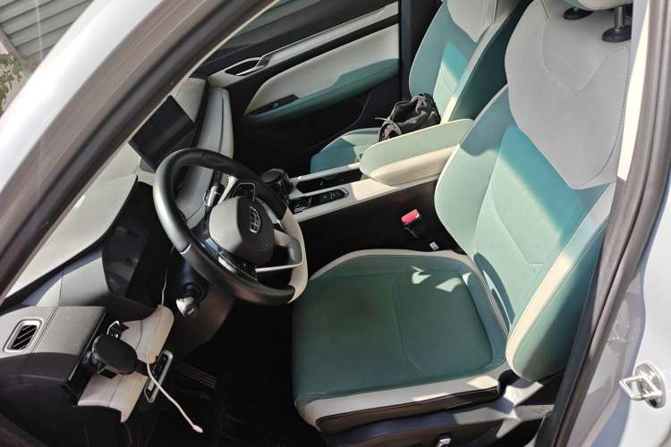Used Geely Auto Emgrand L HiP 2022 1.5TD-DHT Pro 100KM Super Swift Left Front Seat
