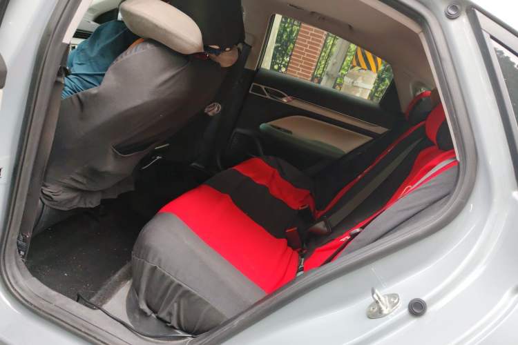 Used Geely Auto Emgrand L HiP 2022 1.5TD-DHT Pro 100KM Super Swift Left Rear Seat