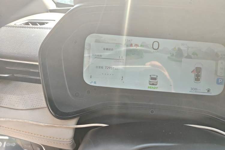 Used Geely Auto Emgrand L HiP 2022 1.5TD-DHT Pro 100KM Super Swift Odometer Close Up