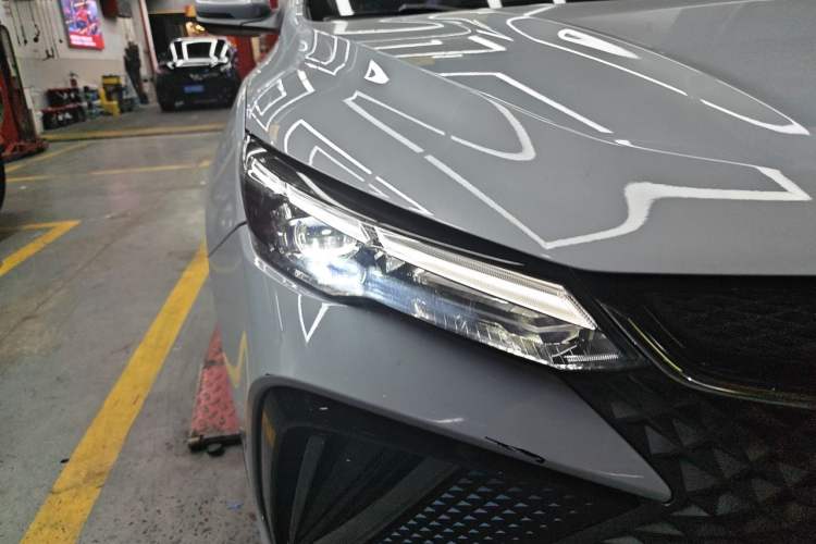 Used Geely Auto Emgrand L HiP 2022 1.5TD-DHT Pro 100KM Super Rui Right Front Headlight