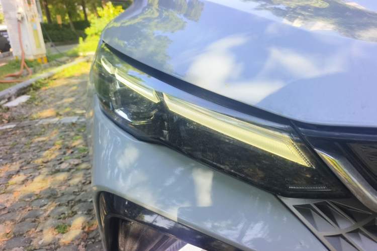 Used Geely Auto Emgrand L HiP 2022 1.5TD-DHT Pro 100KM Super Swift Right Front Headlight