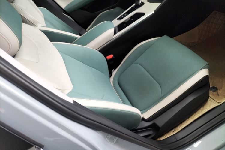 Used Geely Auto Emgrand L HiP 2022 1.5TD-DHT Pro 100KM Super Swift Right Front Seat