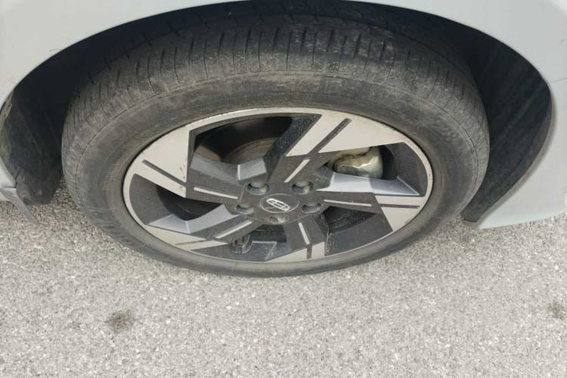 Used Geely Auto Emgrand L HiP 2022 1.5TD-DHT Pro 100KM Super Swift Right Front Wheel Hub