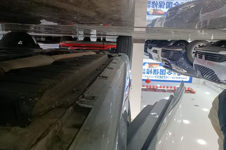 Used Geely Auto Emgrand L HiP 2022 1.5TD-DHT Pro 100KM Super Swift Right Side Sill
