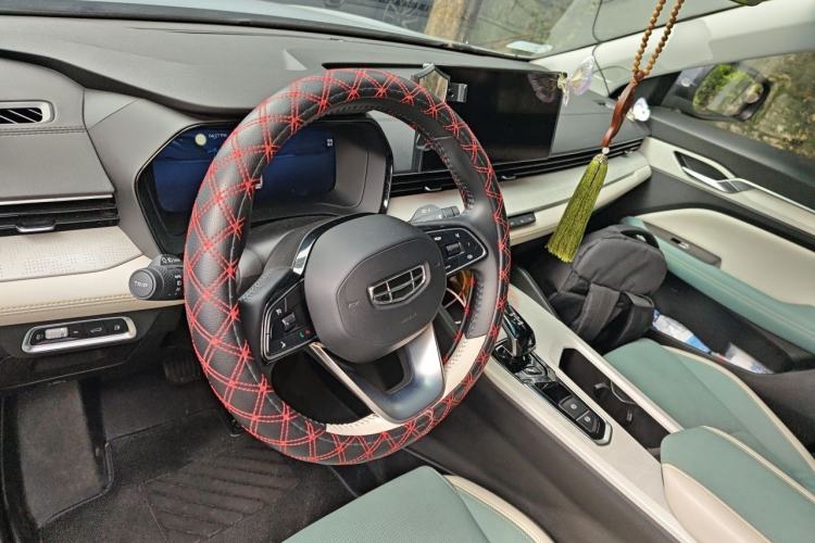 Used Geely Auto Emgrand L HiP 2022 1.5TD-DHT Pro 100KM Super Swift Steering Wheel