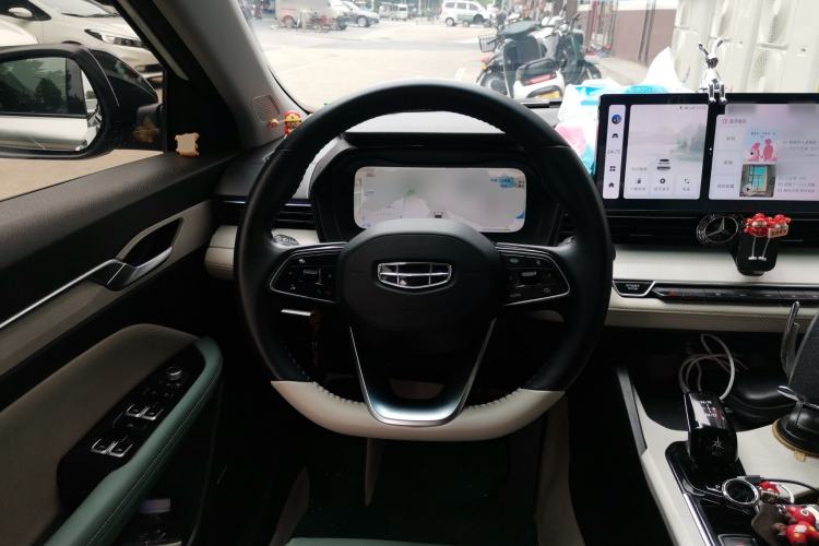 Used Geely Auto Emgrand L HiP 2022 1.5TD-DHT Pro 100KM Super Rui Steering Wheel