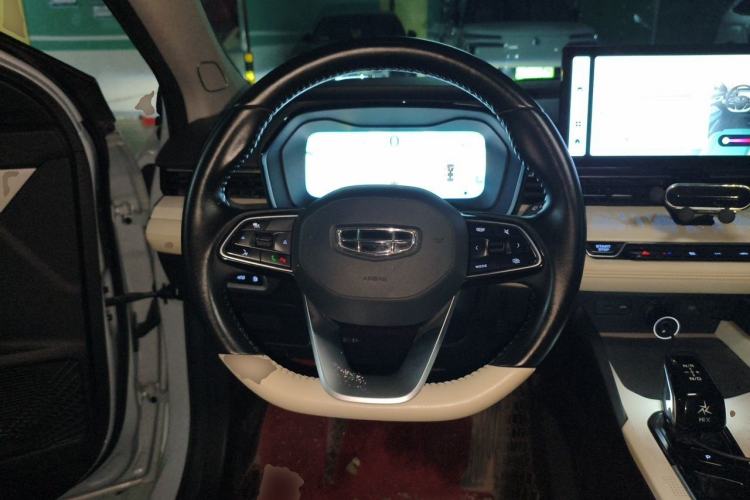 Used Geely Auto Emgrand L HiP 2022 1.5TD-DHT Pro 100KM Super Rui Steering Wheel