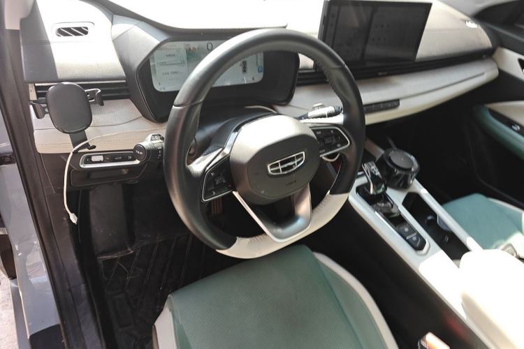Used Geely Auto Emgrand L HiP 2022 1.5TD-DHT Pro 100KM Super Swift Steering Wheel