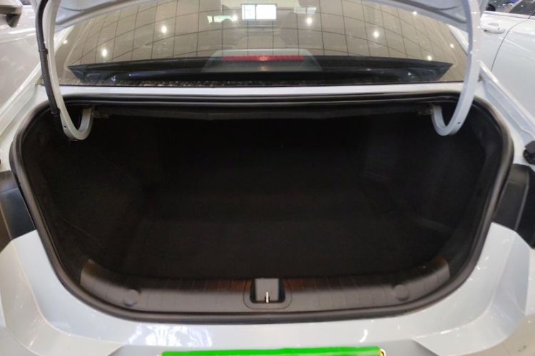 Used Geely Auto Emgrand L HiP 2022 1.5TD-DHT Pro 100KM Super Rui Trunk