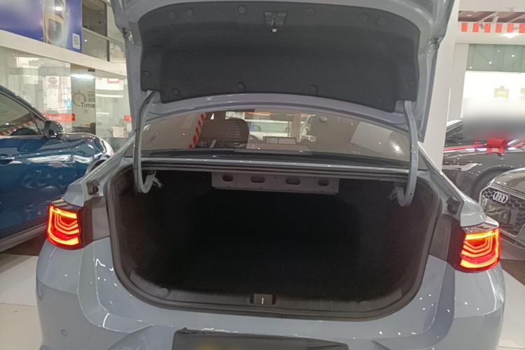 Used Geely Auto Emgrand L HiP 2022 1.5TD-DHT Pro 100KM Super Swift Trunk
