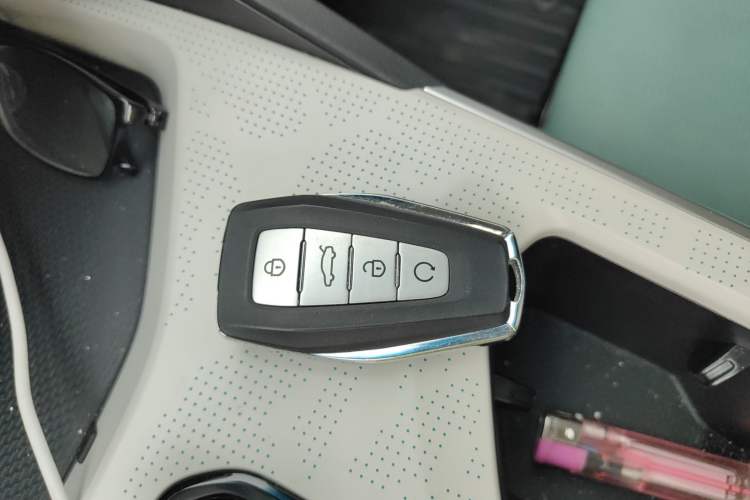 Used Geely Auto Emgrand L HiP 2022 1.5TD-DHT Pro 100KM Super Rui Vehicle Key