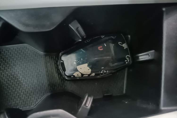 Used Geely Auto Emgrand L HiP 2022 1.5TD-DHT Pro 100KM Super Swift Vehicle Key
