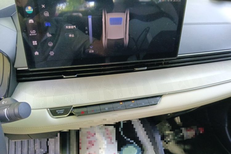 Used Geely Auto Emgrand L HiP 2022 1.5TD-DHT Pro 100KM Super Rui Audio And AC Panel