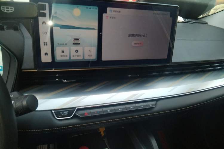 Used Geely Auto Emgrand L HiP 2022 1.5TD-DHT Pro 100KM Super Clean Audio And AC Panel