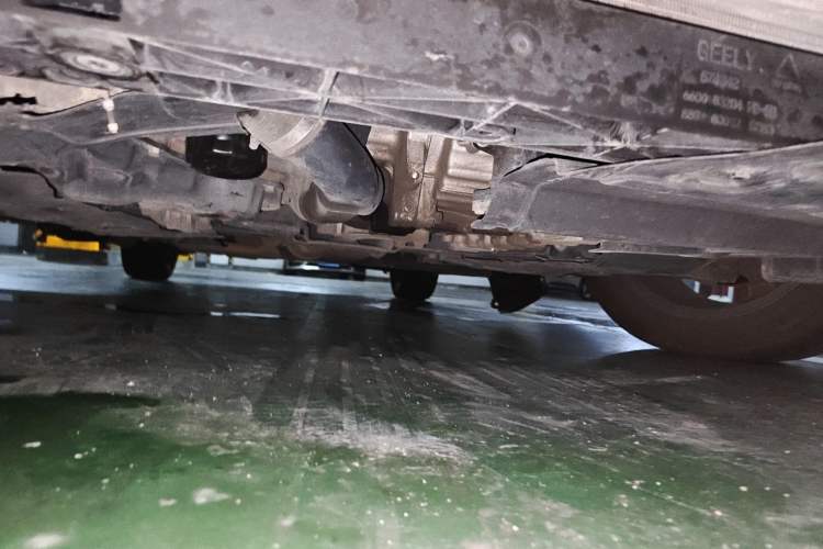 Used Geely Auto Emgrand L HiP 2022 1.5TD-DHT Pro 100KM Super Clean Chassis Front