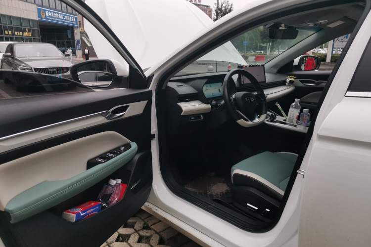 Used Geely Auto Emgrand L HiP 2022 1.5TD-DHT Pro 100KM Super Swift Driver Seat