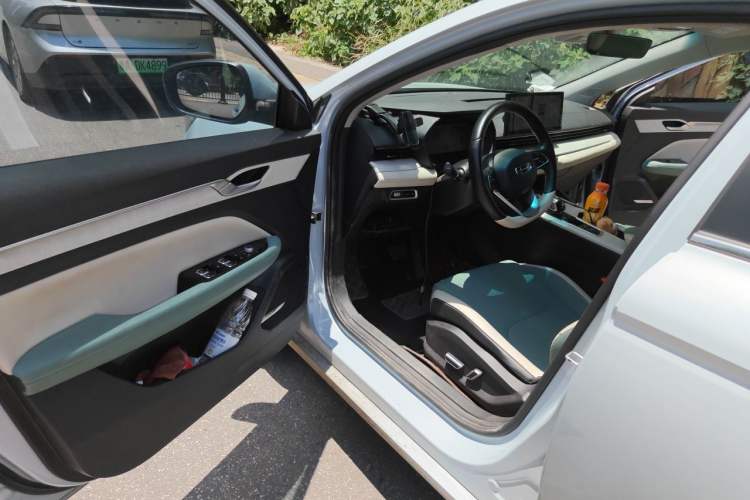 Used Geely Auto Emgrand L HiP 2022 1.5TD-DHT Pro 100KM Super Rui Driver Seat