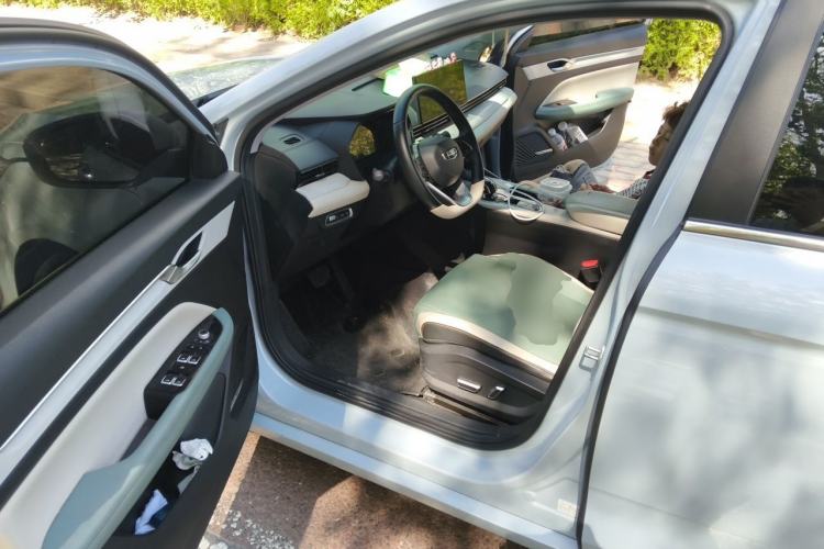 Used Geely Auto Emgrand L HiP 2022 1.5TD-DHT Pro 100KM Super Rui Driver Seat