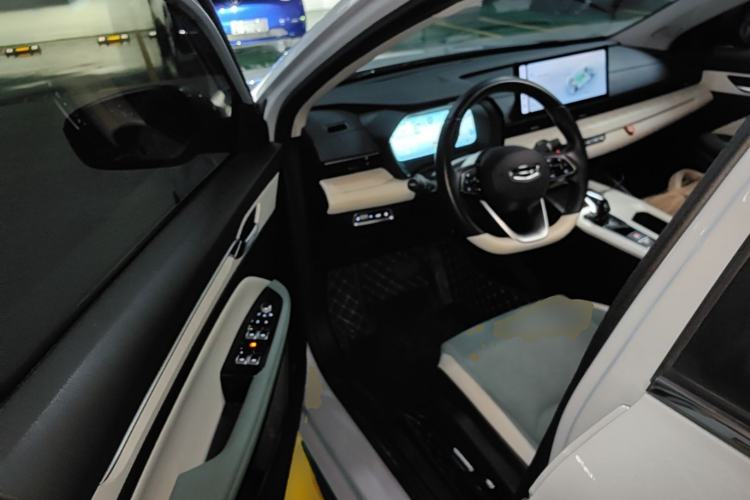 Used Geely Auto Emgrand L HiP 2022 1.5TD-DHT Pro 100KM Super Rui Driver Seat