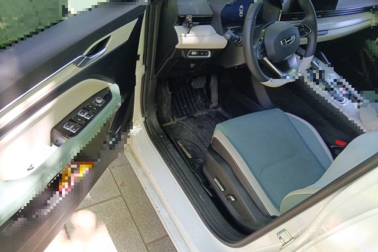Used Geely Auto Emgrand L HiP 2022 1.5TD-DHT Pro 100KM Super Rui Driver Seat