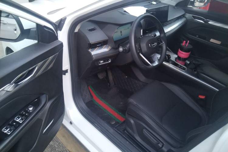 Used Geely Auto Emgrand L HiP 2022 1.5TD-DHT Pro 100KM Super Clean Driver Seat