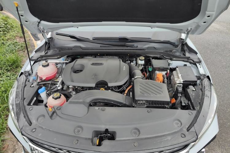 Used Geely Auto Emgrand L HiP 2022 1.5TD-DHT Pro 100KM Super Swift Engine Bay