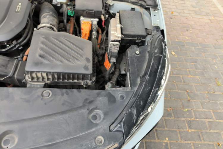 Used Geely Auto Emgrand L HiP 2022 1.5TD-DHT Pro 100KM Super Swift Engine Bay Left