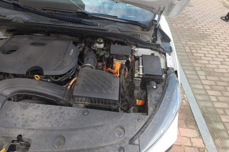 Used Geely Auto Emgrand L HiP 2022 1.5TD-DHT Pro 100KM Super Swift Engine Bay Left