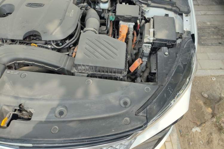 Used Geely Auto Emgrand L HiP 2022 1.5TD-DHT Pro 100KM Super Swift Engine Bay Left