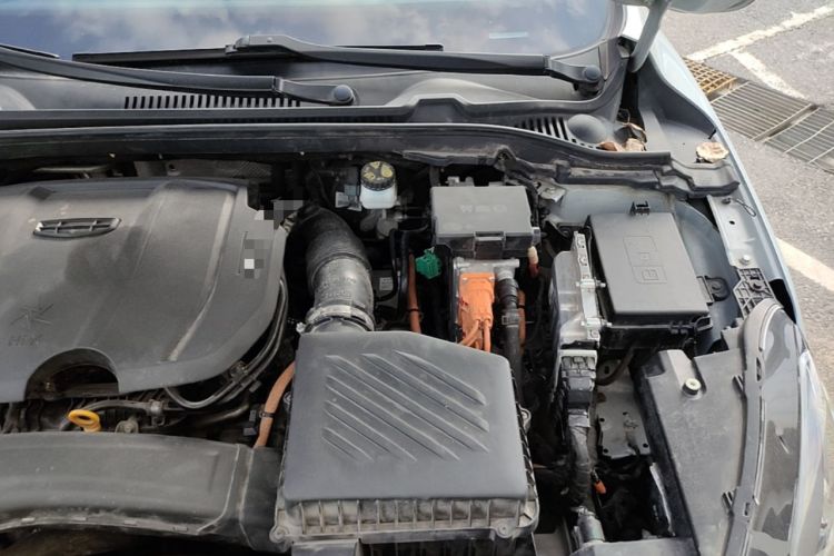 Used Geely Auto Emgrand L HiP 2022 1.5TD-DHT Pro 100KM Super Swift Engine Bay Left
