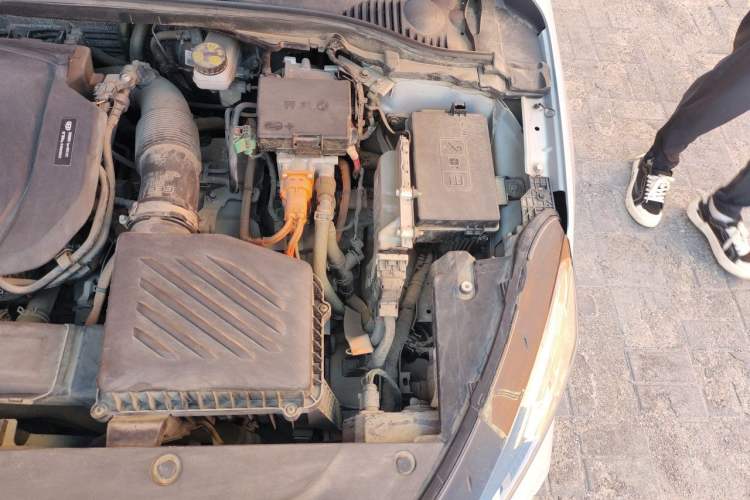 Used Geely Auto Emgrand L HiP 2022 1.5TD-DHT Pro 100KM Super Swift Engine Bay Left